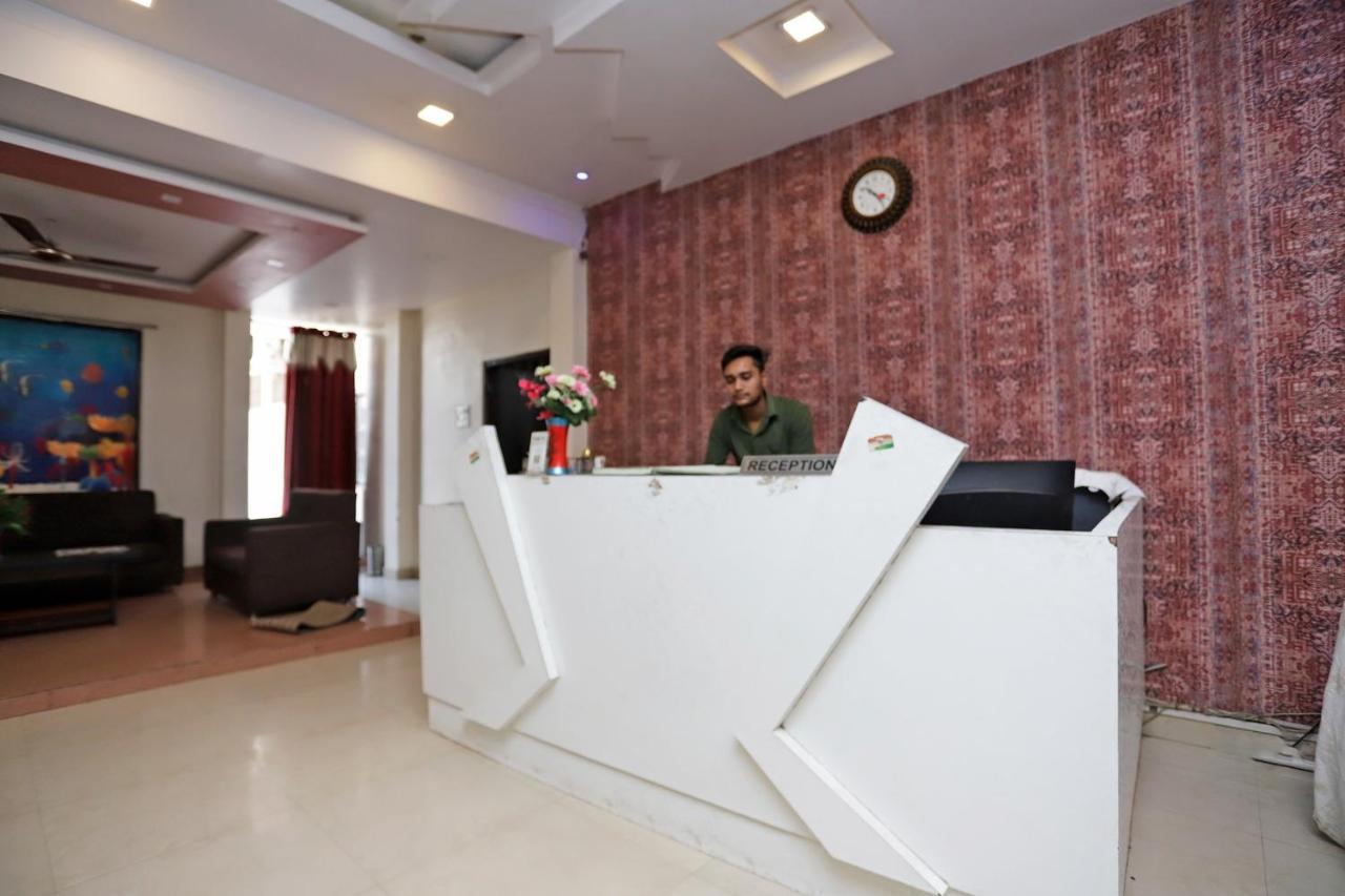 Spot On 39940 Shree Shine Otel Satna Dış mekan fotoğraf